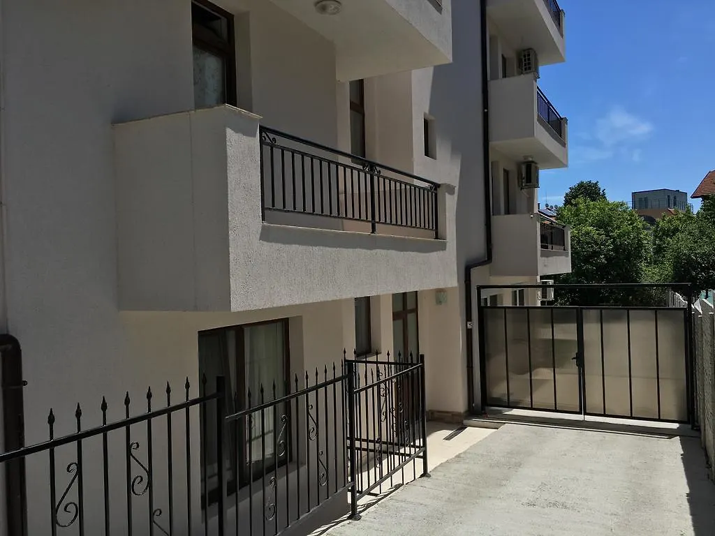 Apartment Sarafovo Sea & Forest Burgas City Bulgarien