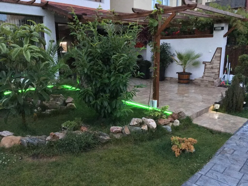 Apartment Sarafovo Sea & Forest Burgas City